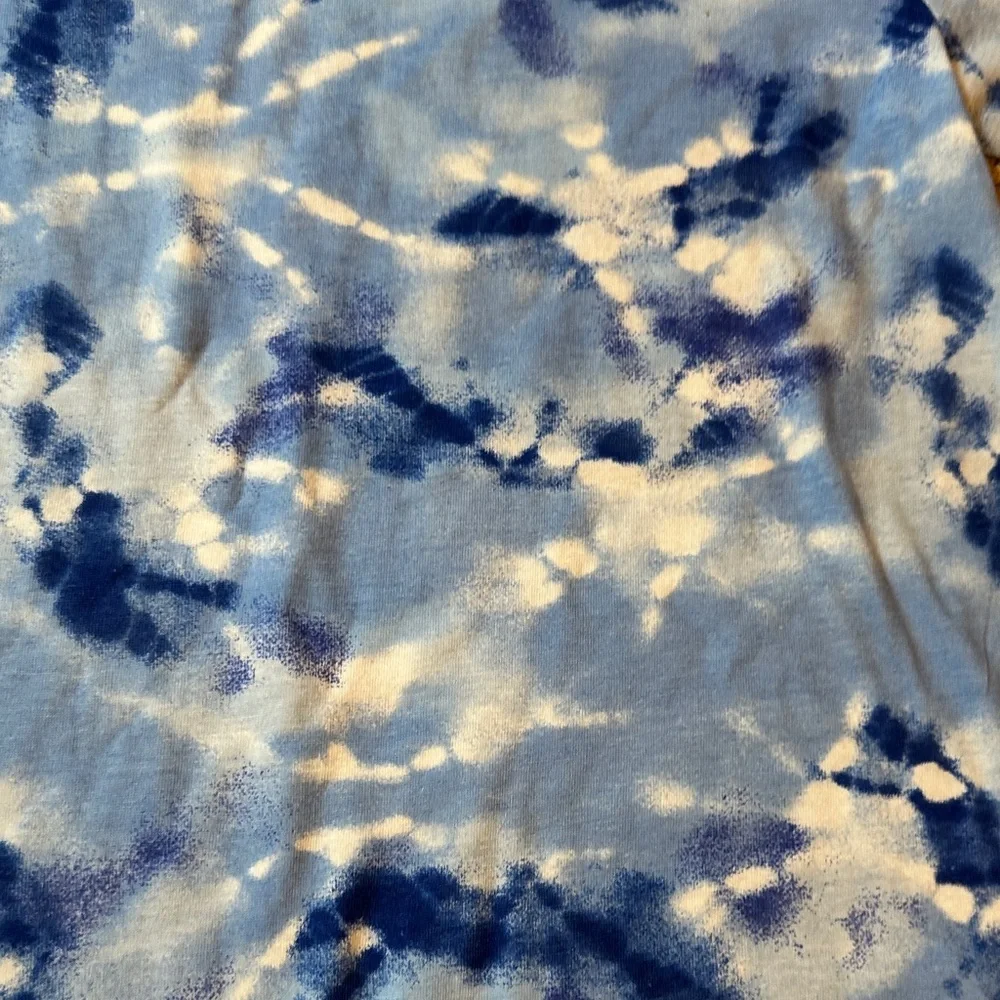 NWOT Children’s Place Blue Tie-Dye T-Shirt size large 10/12